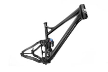 Laden Sie das Bild in den Galerie-Viewer, Banshee Titan V3.2 Frameset -Stealth Black - FOX Float X2