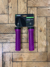 Load image into Gallery viewer, SDG Thrice Lock-On Grips