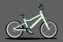 Cargar imagen en el visor de la galería, Woom Go 3 (Auto Shift 2 Speed) Pedal Bike