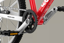 Cargar imagen en el visor de la galería, Woom Go 4 Pedal Bike