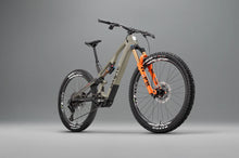 Charger l&#39;image dans la galerie, Whyte E-Lyte 150 Works trail/enduro electric mountain bike (Delivery Early - Mid January)