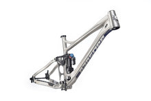 Charger l&#39;image dans la galerie, Banshee Rune V3.2 Frameset Fox Float X2