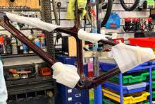 Laden Sie das Bild in den Galerie-Viewer, Large Yeti ARC Frame
