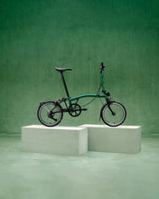 Load image into Gallery viewer, Brompton M4L P Line Emerald Lacquer 9.74KG